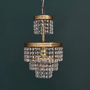 Non electric crystal chandelier sale