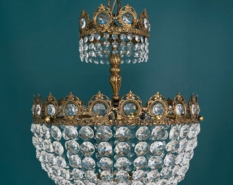 Antique / Vintage Brass & Crystals Large Chandelier Ceiling Lamp  1960’s USA Duty Free !!!