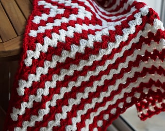 Granny stripes shawl crochet pattern