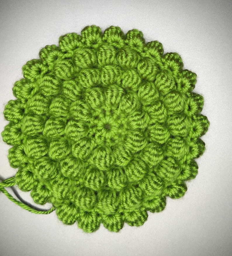 The bobble stitch circle Pattern image 1