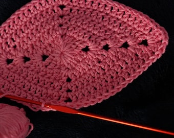 Granny diamond crochet block pattern