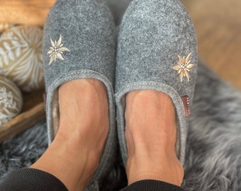 Follkee Women's Slippers Gray / Ultra Light / Wool Felt/ Wool Lined/ Slip on/ Cute Slippers