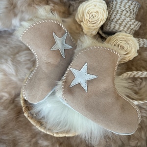 Follkee Handmade Baby,Kids Sheepskin Slippers – German Merino Wool | Natural Leather