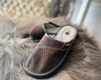 Follkee Brown Mens Slippers Slip on, Sandals, Natural Leather HandCrafted