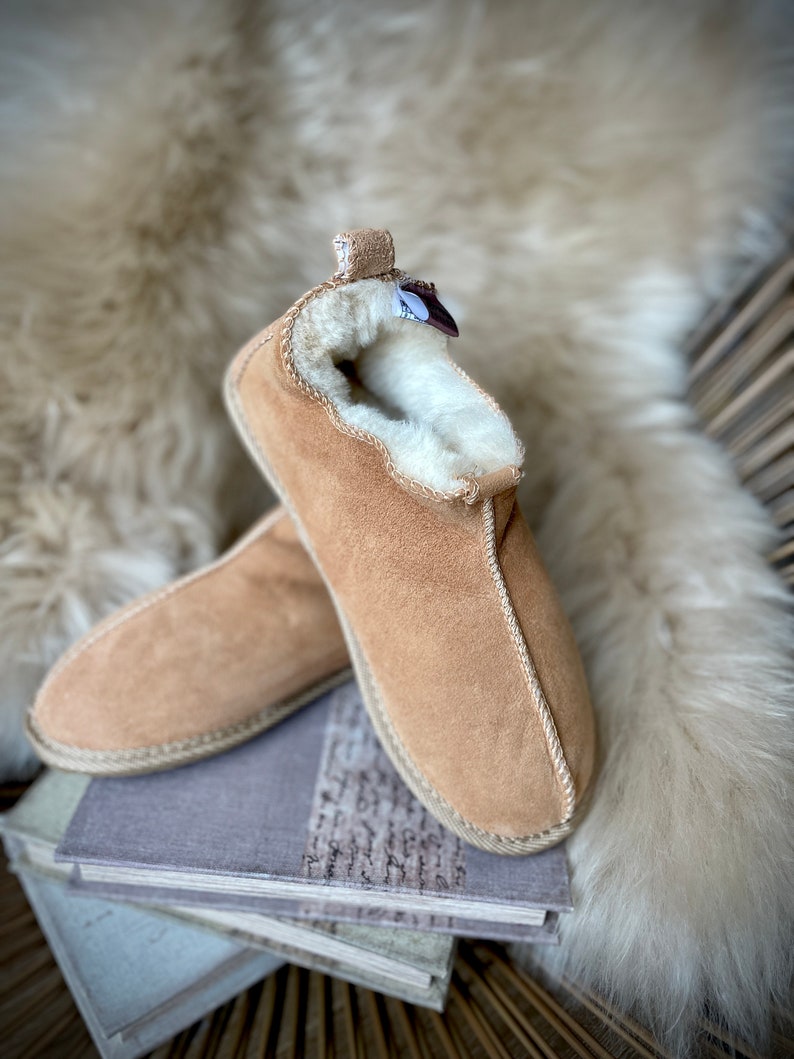 Follkee Sheepskin Slippers Wool House Shoes Slippers Women Slippers Men Leather Slippers image 2