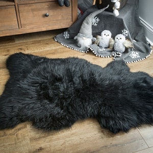 Follkee Beautiful Iceland SHEEPSKIN rug | Natural Humanely Sourced | Black Sheepskin Throw