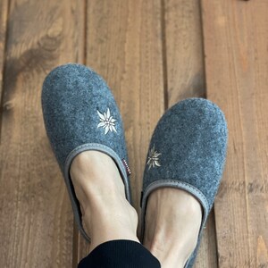 Follkee Women's Slippers Gray / Ultra Light / Wool Felt Blend/ Slip on/ Cute Slippers image 3