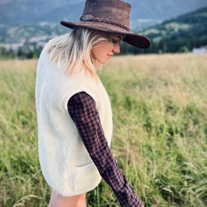 Merino Wool Vest Trendy Gilet Sustainable Wool Product Natural wool