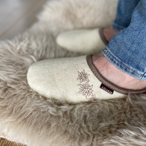 Follkee Women's Slippers Beige / Ultra Light / Wool Felt Blend/ Slip on/ Cute Slippers image 6