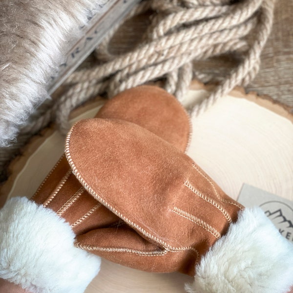 Follkee Women's Mittens Sheepskin Wool Mittens Light Brown Natural Beige Warm Gloves Handmade Sustainable