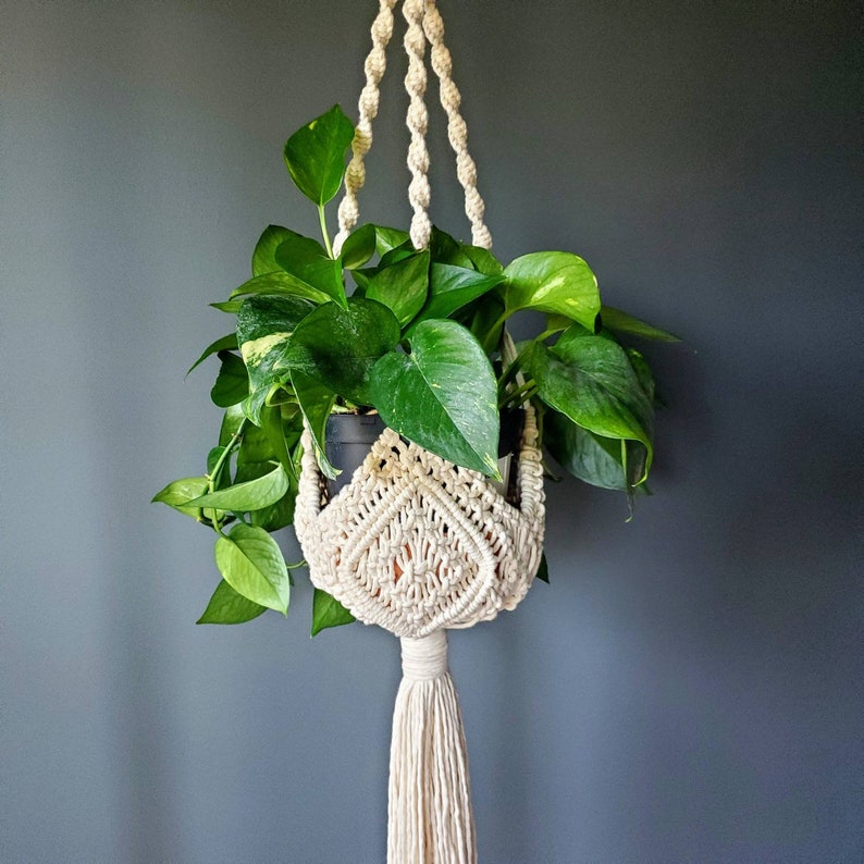 Macrame Plant Hanger Pattern Macrame Hanging Planter PDF Tutorial with pictures, step-by-step guide and knot guide for beginners image 4