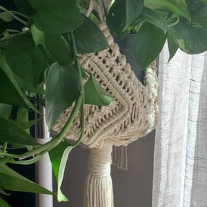 Macrame Plant Hanger Pattern Macrame Hanging Planter PDF Tutorial with pictures, step-by-step guide and knot guide for beginners image 2