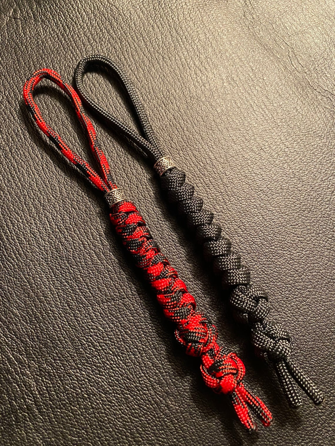 2PK 550 Paracord Knife Lanyardred and Black Cord Snake Knot Etsy