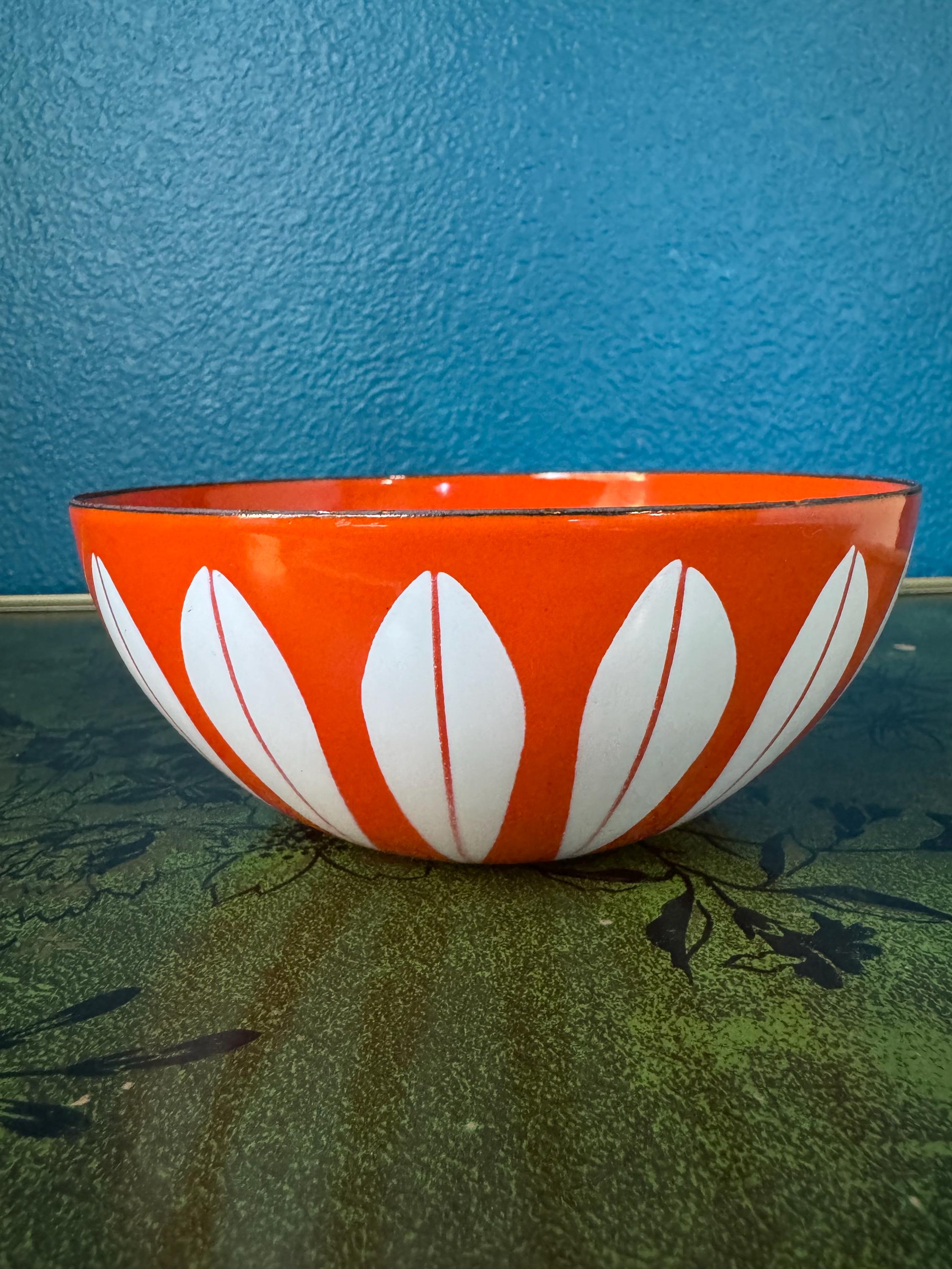 Catherine Holm Bowl - Etsy