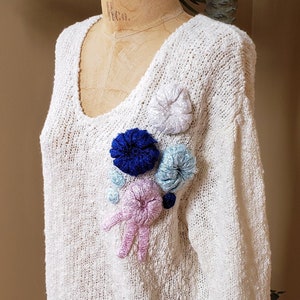Vintage Hana Lee Spring Grandma Sweater_Lightweight Soft Sweet Puffy Fabric Floral_Cream Ivory Off White_Fit Womens Size Medium or Large M L