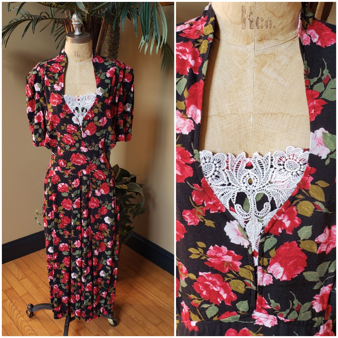 Maroon Rose Cottagecore Vintage Revival Hawaiian Dress – Green Ribbon & Lace Detail 6761 750