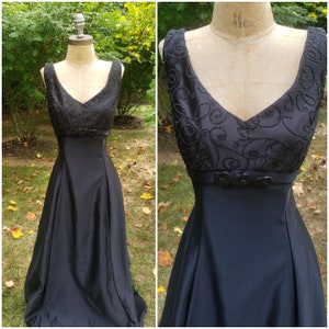 Vintage 90's Black Formal Dress_Sleeveless Beaded_A-Line Ballgown_1990's_Prom_ILGWU Label Union Made_Fits Women's Size Small Medium 6 8