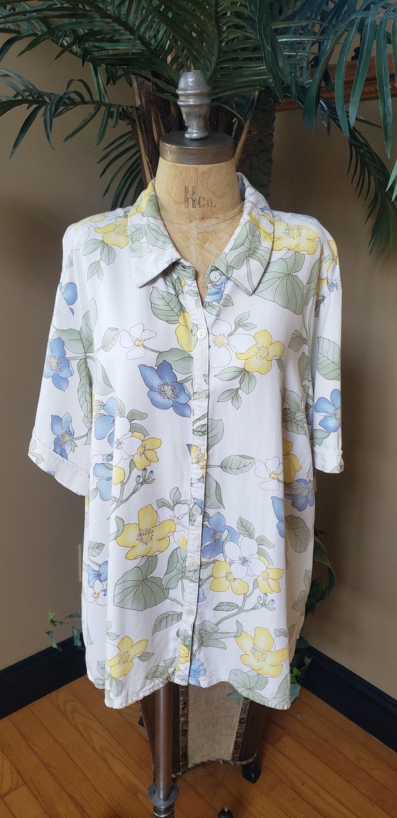 Vintage Women's Yellow Blue HAWAIIAN Floral Shirt… - image 2