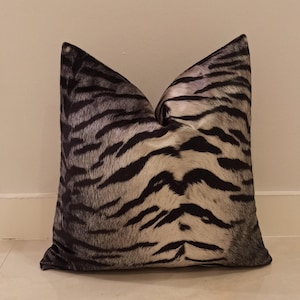 Gray Tiger Print Velvet Pillow Cover