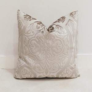 Light Beige Velvet Pillow Cover, Velvet Pillows, Decorative Pillow, Throw Pillow, Cushion Case, Double Sided Velvet Pillow Cover in Beige