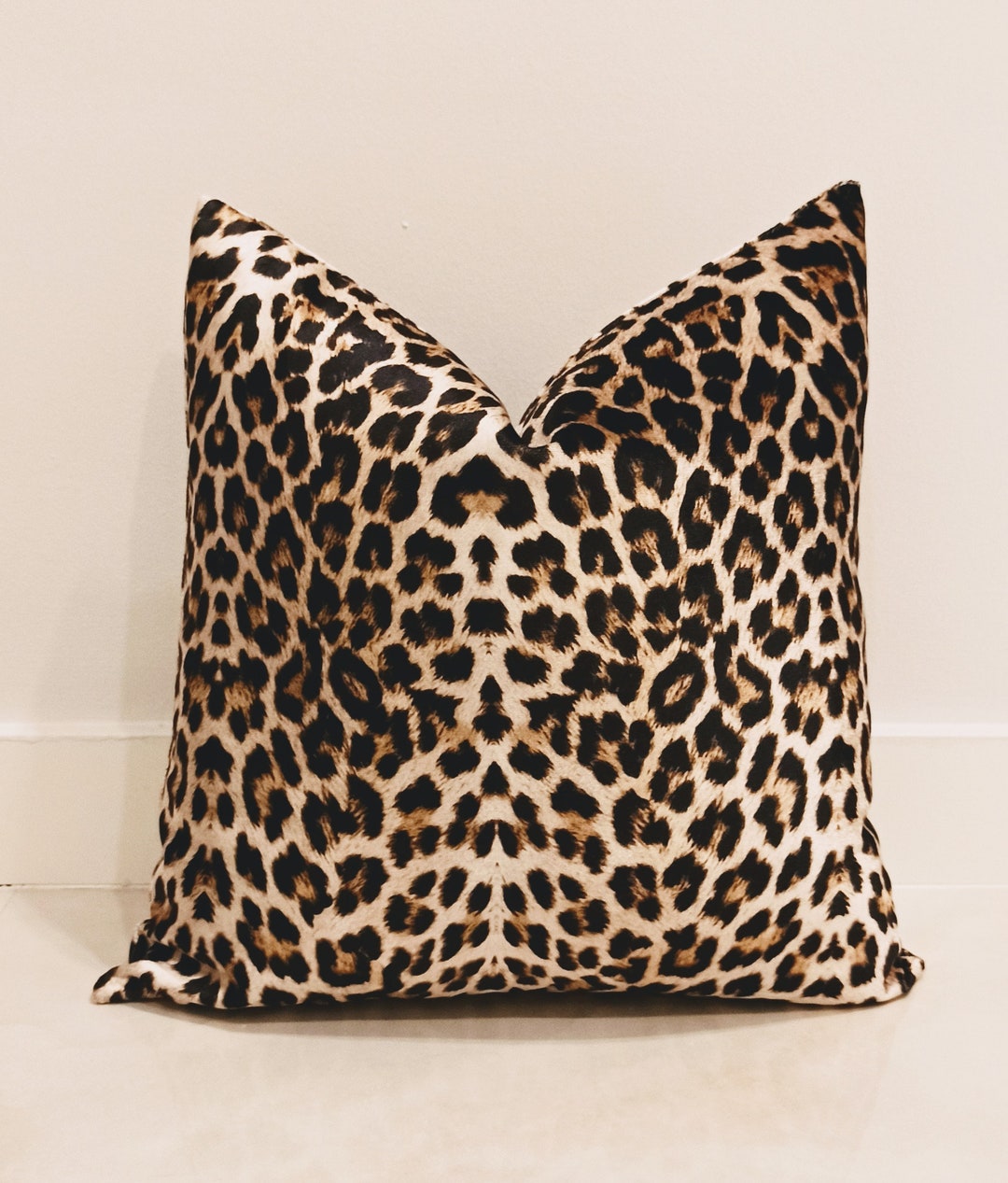 Animal Print Velvet Pillow Cover, Cheetah Pattern Pillow, Velvet Pillow