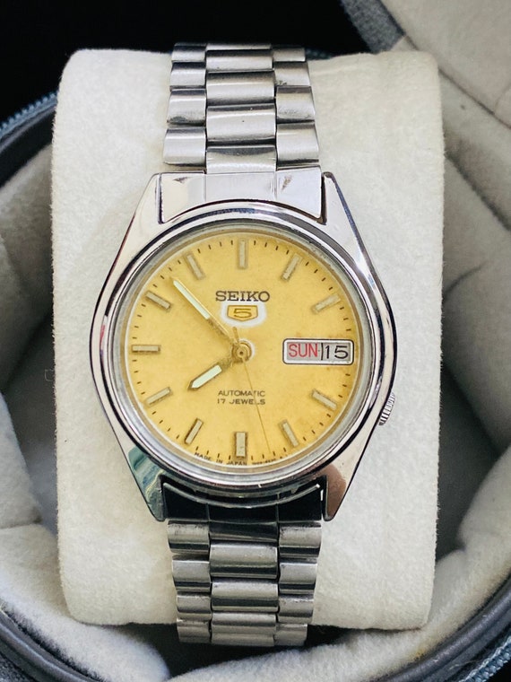 Vintage Seiko 5 Automatic Golden Dial Japan Made Date Day