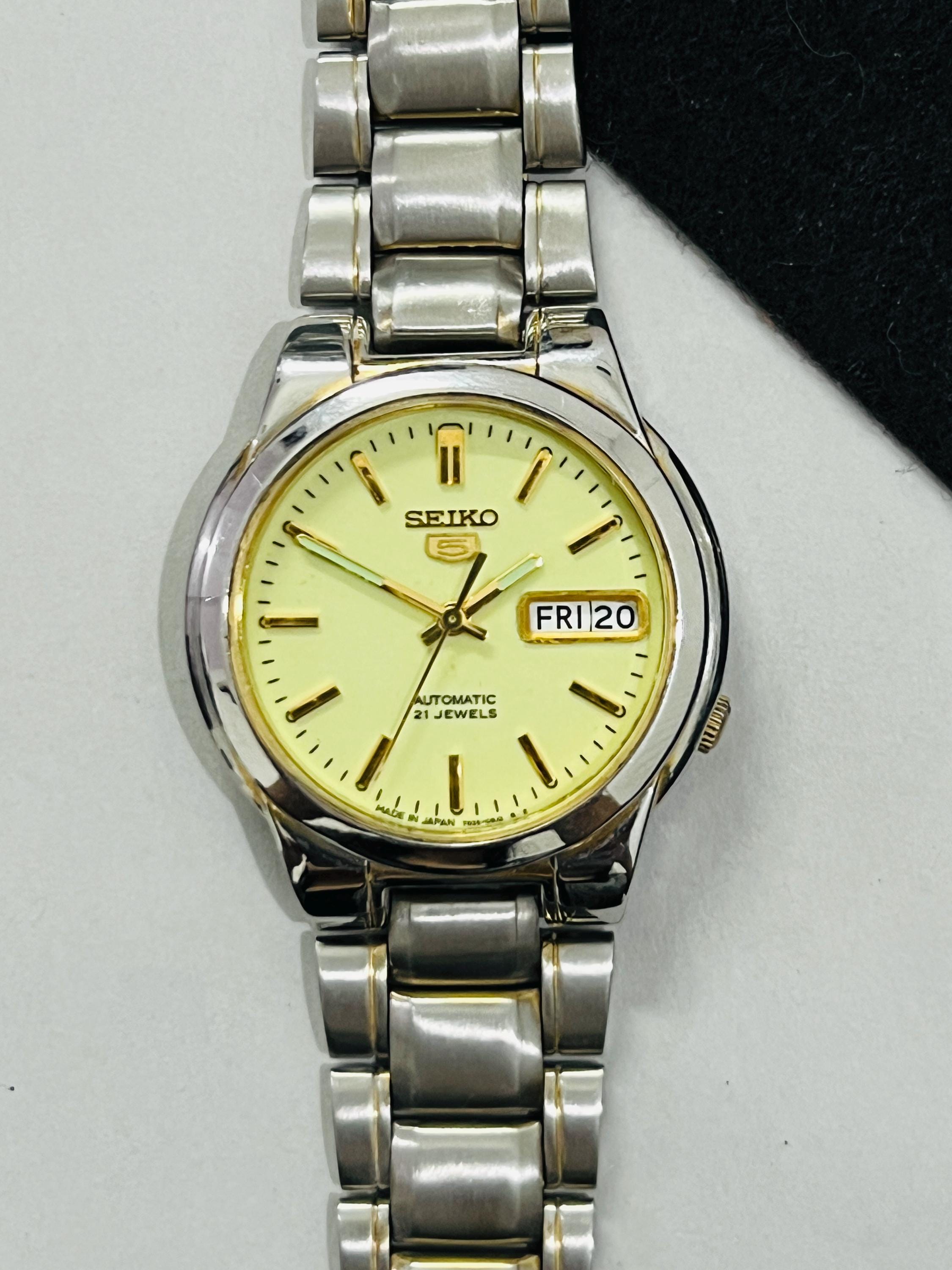 SEIKO 5 自動巻き AUTOMATIC 21 JEWELS SEIKO 5 OLIVE 21 Jewels Automatic Men's Watch Mint Condition