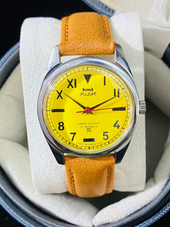 Vintage Rare HMT Pilot Roman Numerals Yellow Dial 