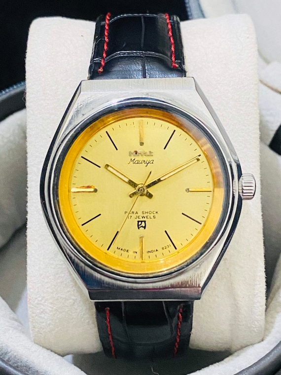Vintage Hmt Maurya Mechanical Hand Winding 17jewels Wrist Watch