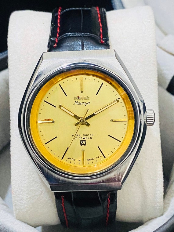 Vintage Hmt Maurya Mechanical Hand Winding 17jewels Wrist Watch