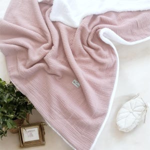 Pink Muslin swaddle blanket, summer baby stroller blanket, Soft & Breathable Hypoallergenic Gift for Newborn,Baby Shower gift
