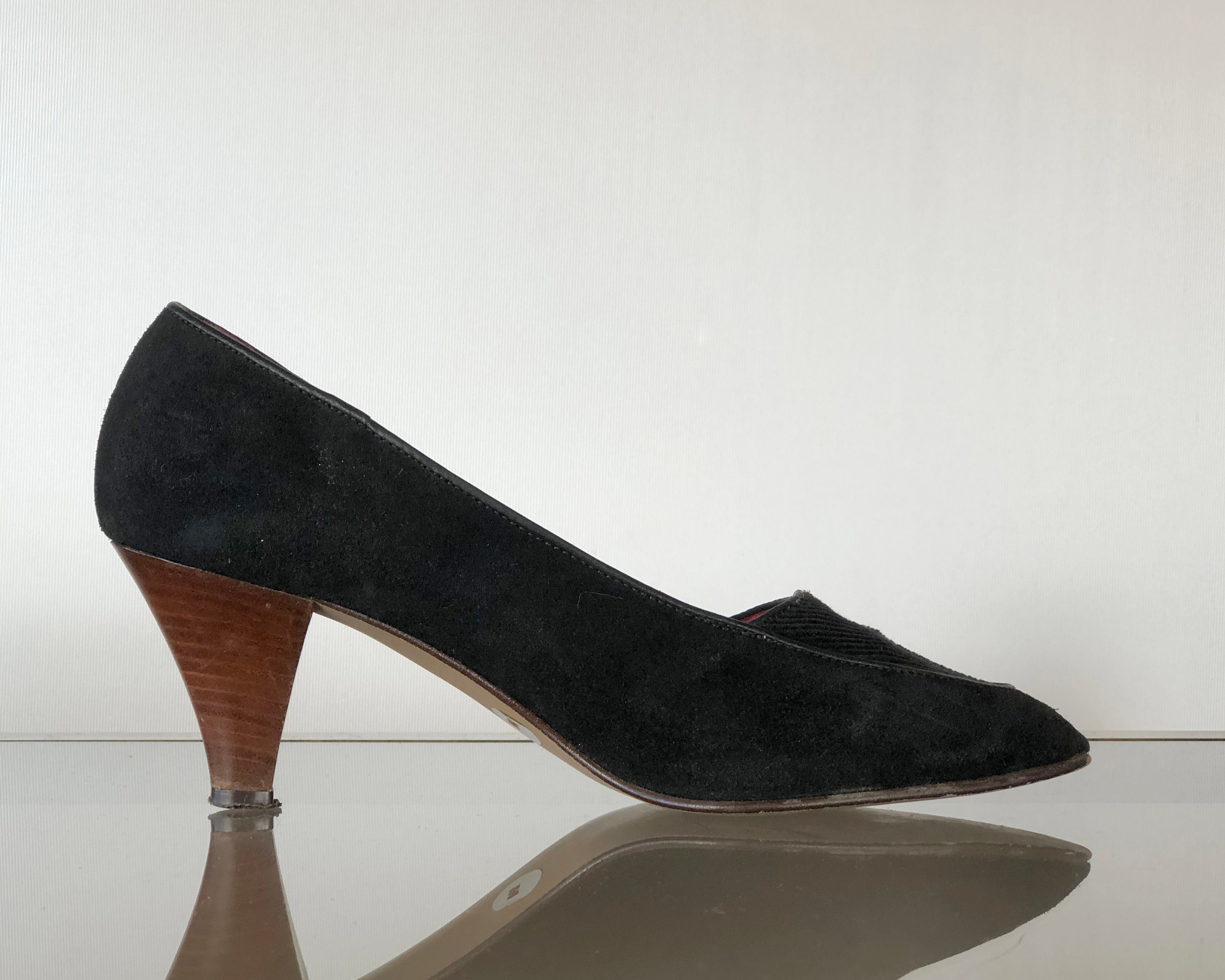 Vintage 1980s Impo Black Suede Pointed Toe Pumps Low Heel | Etsy