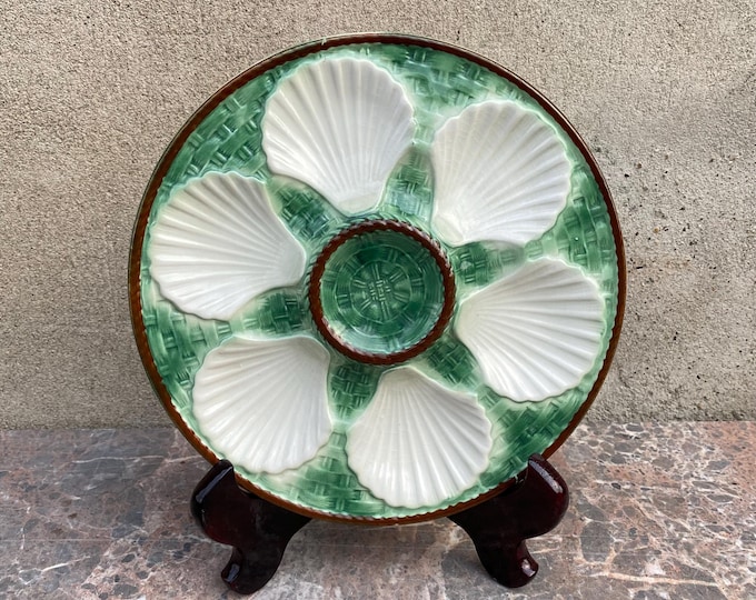 Longchamp-France green & white plate for shellfish or oysters, vintage