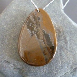 Tiger&#39;s eye pendant / lithotherapy / protection