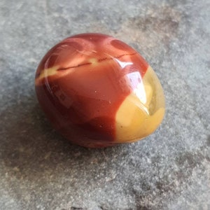 Rolled stone mochaite jasper 25 grams