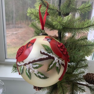 Cardinals for Remembering your loved ones ornament , a pair of red birds glass decoration
