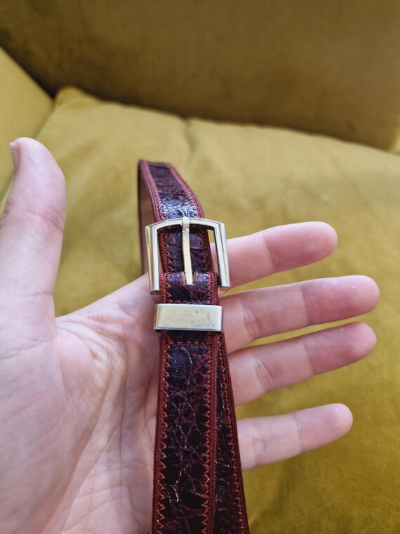Womens Vintage Red Burgundy Crocodile Leather Belt Gold  display picture 2