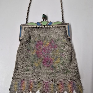 Borsa da sera vintage antica francese degli anni '20 in maglia metallica d'argento stile Art Déco.