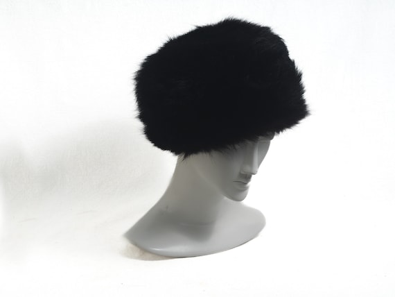 Vintage Black Fur Hat Black with Red Satin Lining… - image 1