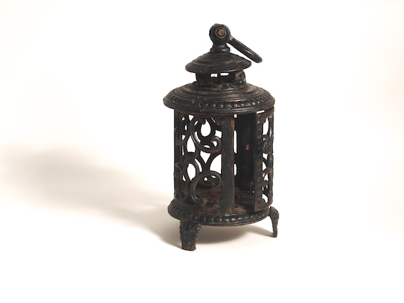 Vintage Cast Iron Lantern | Japanese Style Lantern | Candle Vintage Cast Iron Lantern | Japanese Style Lantern | Candle