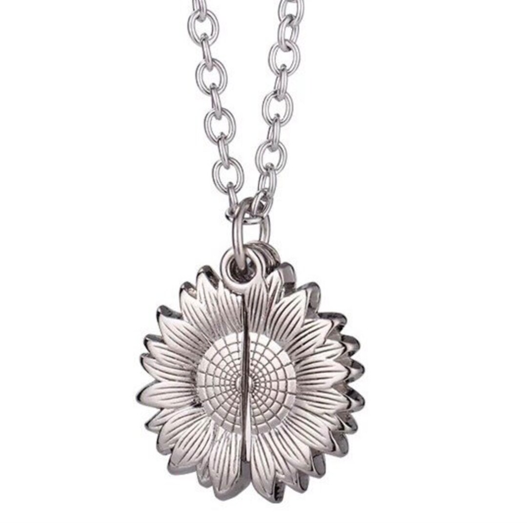 Packet of 10 Sunflower Sublimation Necklace / White Bulk Prices