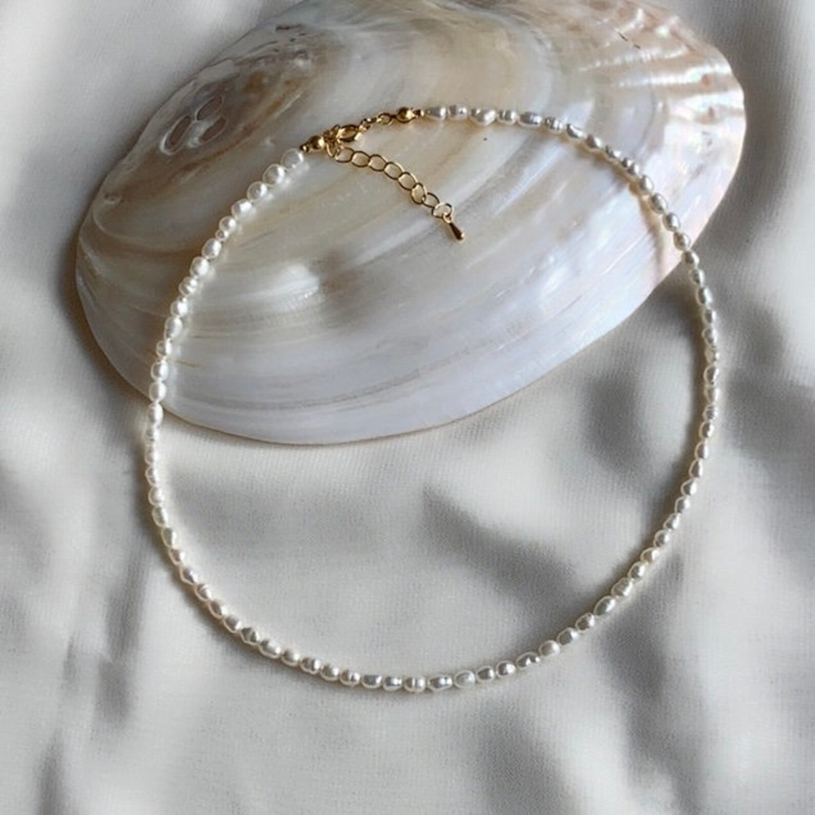 Tiny Pearl Necklace Freshwater Pearl Necklace Dainty Pearl Etsy