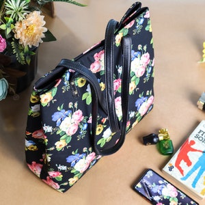 Canvas flower tote bag aesthetic for bridesmaid gift, weekender bag