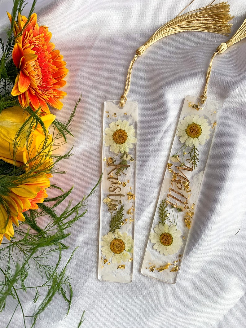 Lesezeichen mit echten getrockneten blumen. Personalisierte Lesezeichen aus Resin. Epoxidharz.Geschenkidee.Handmade.Gift for her.Bookmarks Bild 3