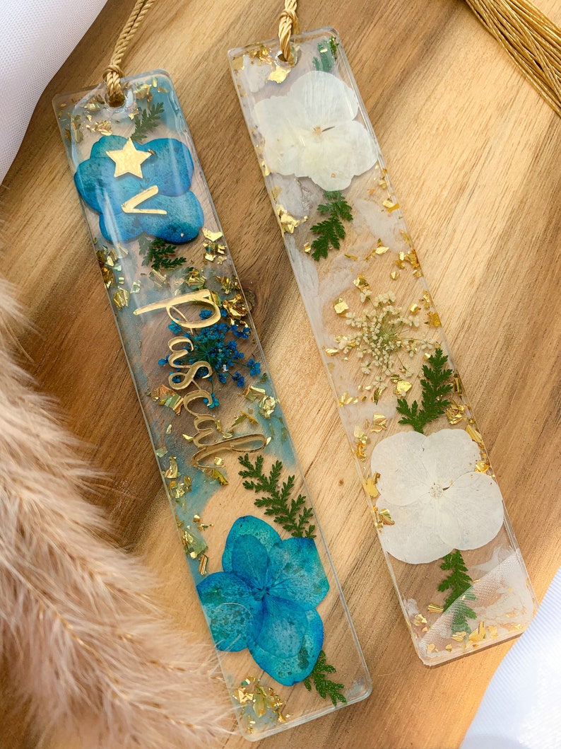 Lesezeichen mit echten getrockneten Blumen. Personalisierte Lesezeichen aus Resin. Epoxidharz. Resin .Handmade. Gift for her.Bookmarks . Bild 2