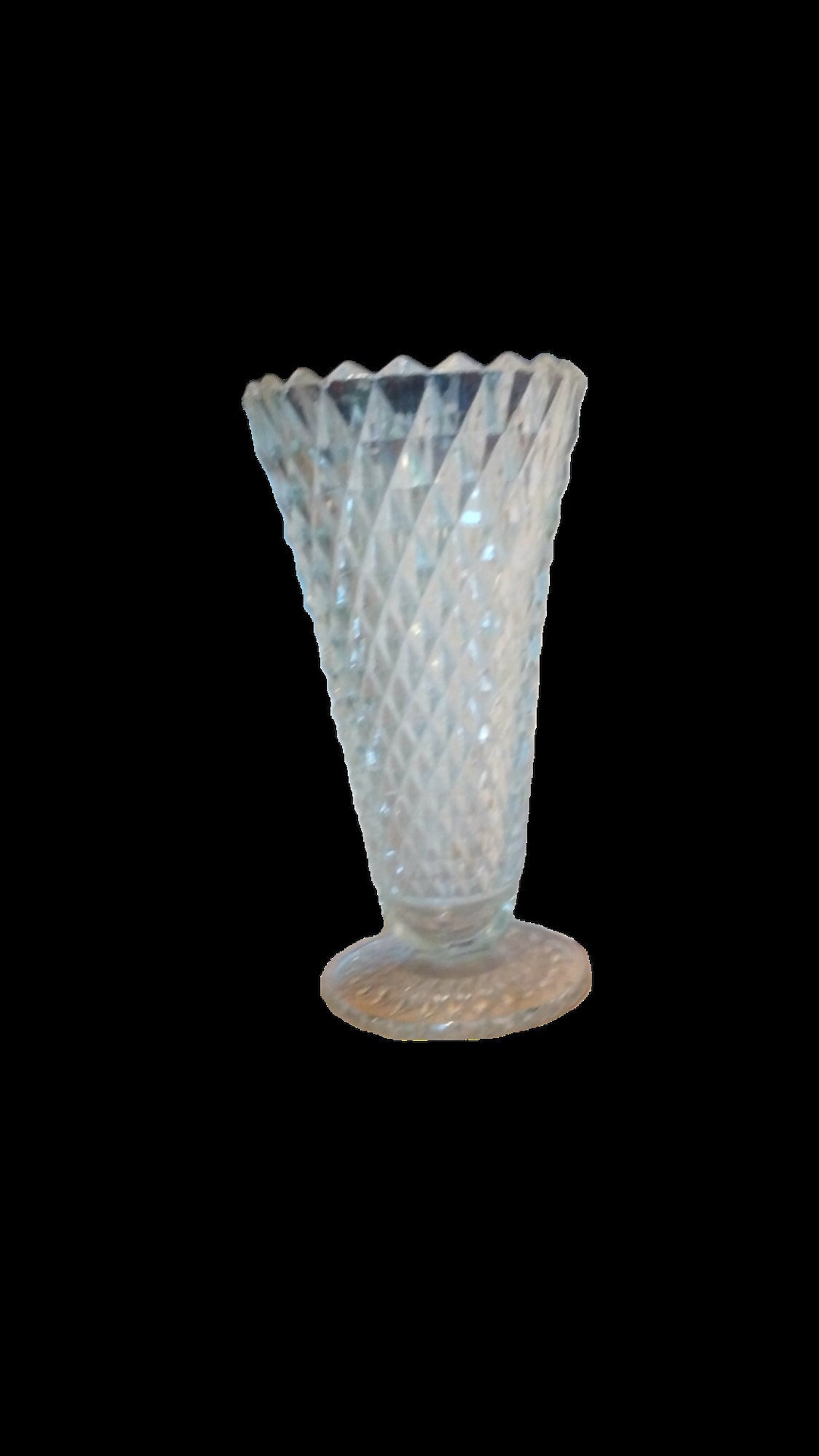 Vintage Indiana Glass Co Diamond Point Vase - Etsy