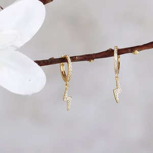 Créoles pendantes à breloque éclair en argent sterling, créoles à breloques éclair en argent sterling pavé, créoles en or avec éclair