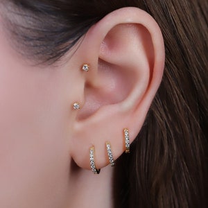 Petites boucles d'oreilles Huggie Hoop, Boucles d'oreilles Huggie Huggie en diamants et or CZ, Boucles d'oreilles Huggie Hoop en argent sterling 925, Huggie Hoop cartilage, Huggie Hoop
