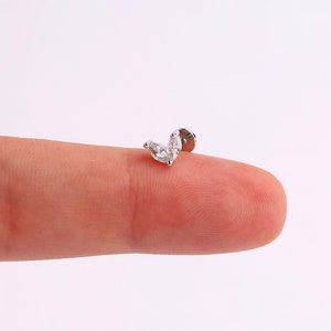 Clou labret sans filetage feuille CZ 18G, puce d'oreille petite marquise en argent sterling 925 à l'arrière plat, clou du cartilage, piercing hélicoïdal