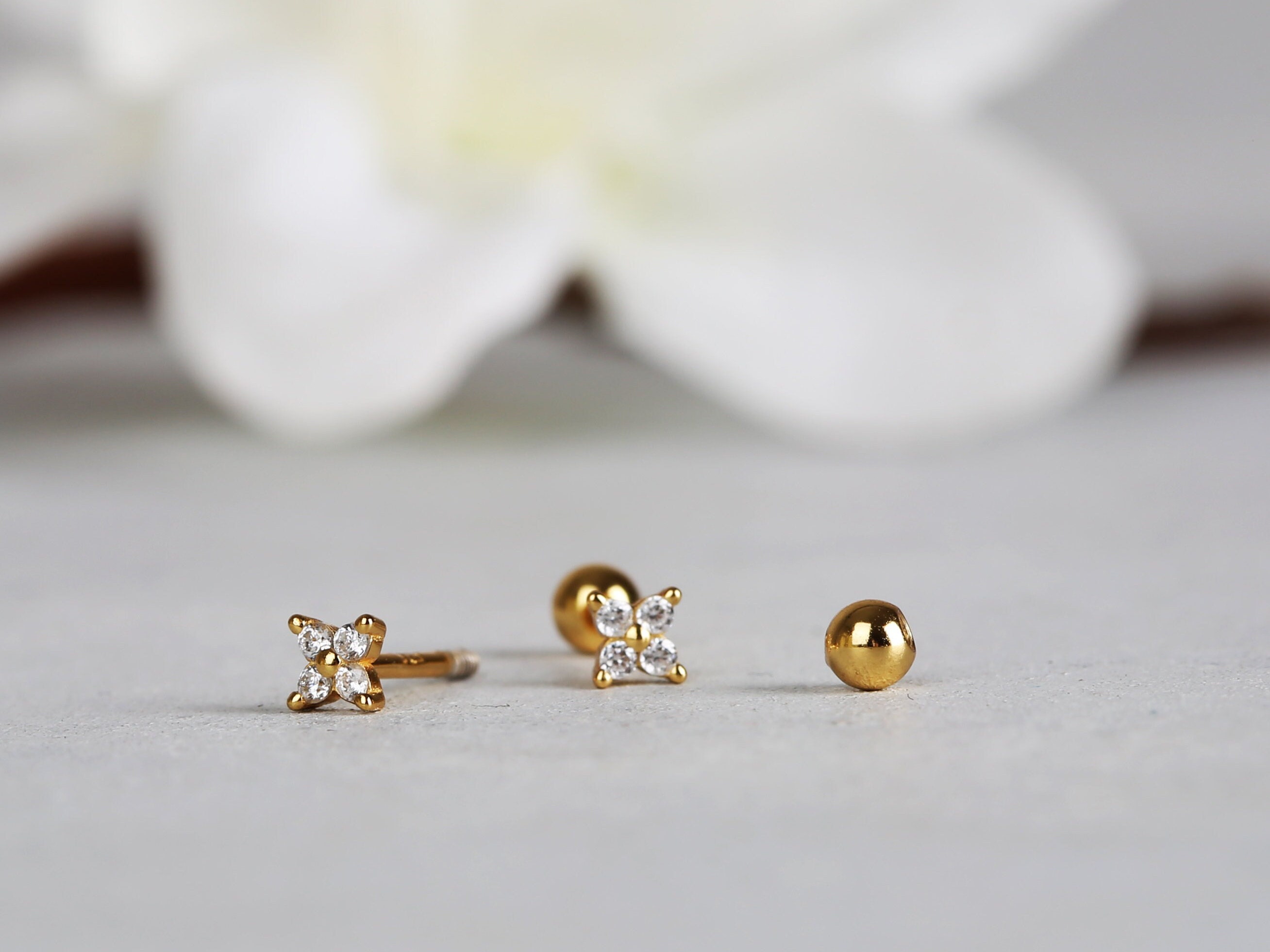 Tiny 20G Flower Shape Stud Earring with Screw Ball Backing, Sterling Silver Flower Cartilage Piercing Stud, Helix Piercing Stud, Tragus Stud